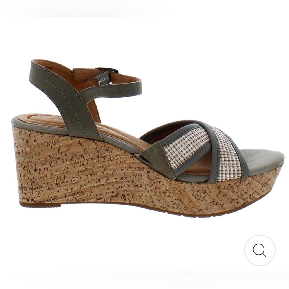Clarks WOMENS LEATHER TEXTURED ANKLE STRAP